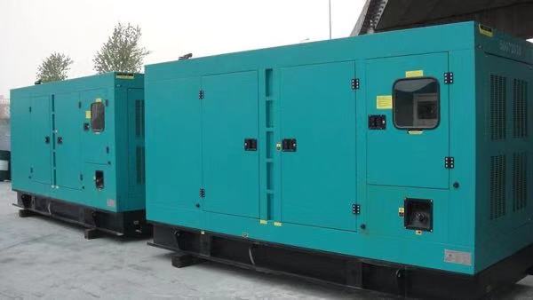 莱芜康明斯400kw大型柴油二手发电机组